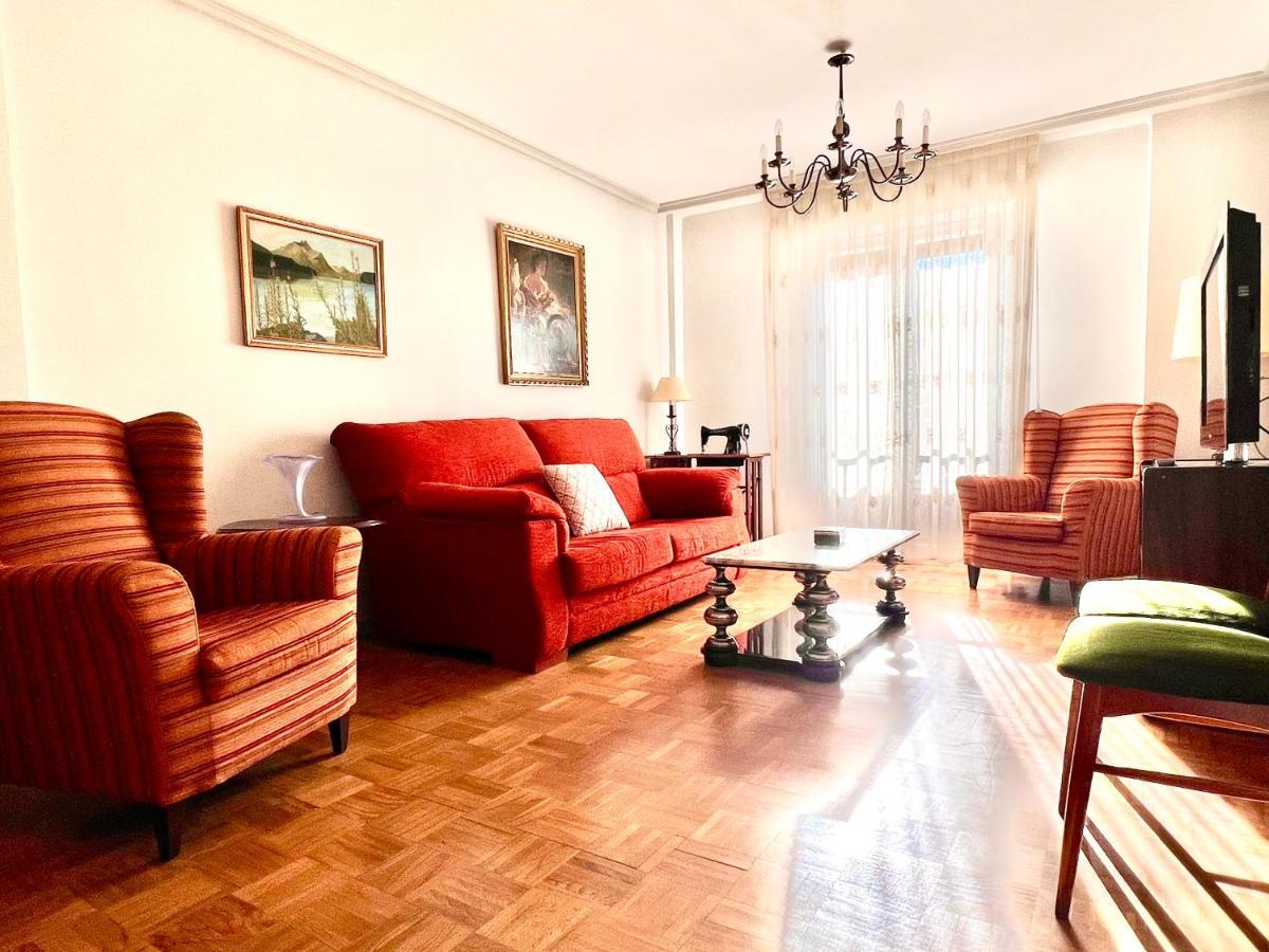 Housing Leon Santa Marina Apartment Ngoại thất bức ảnh