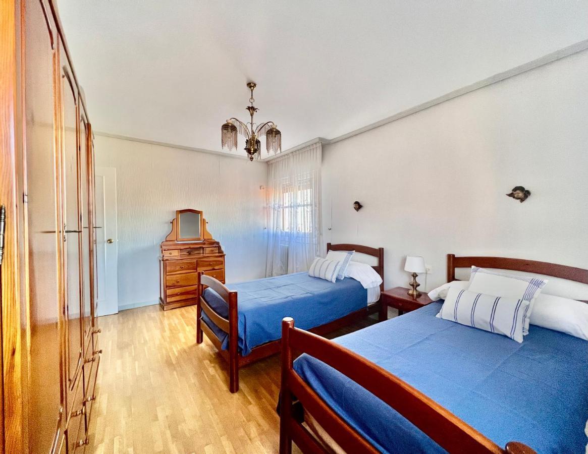 Housing Leon Santa Marina Apartment Ngoại thất bức ảnh